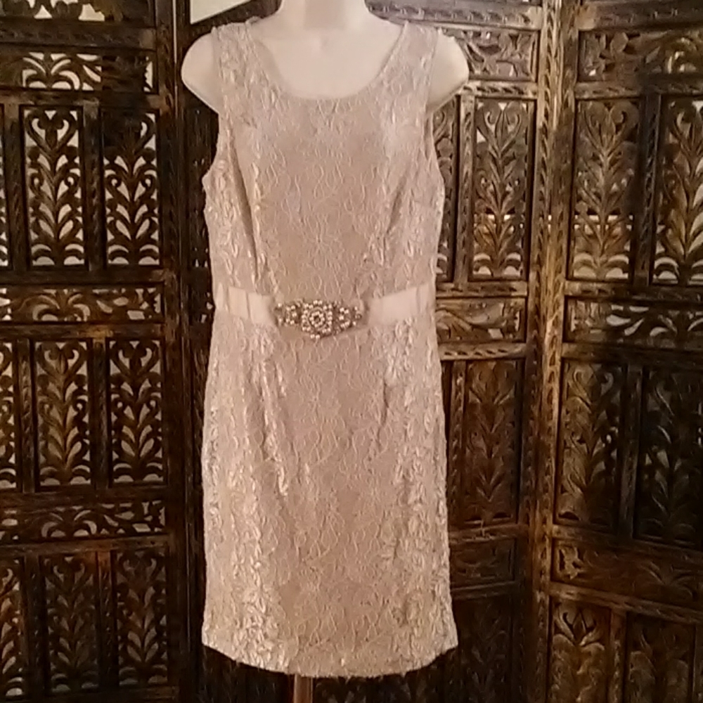 Cream colored, lace beaded dress, size 8p